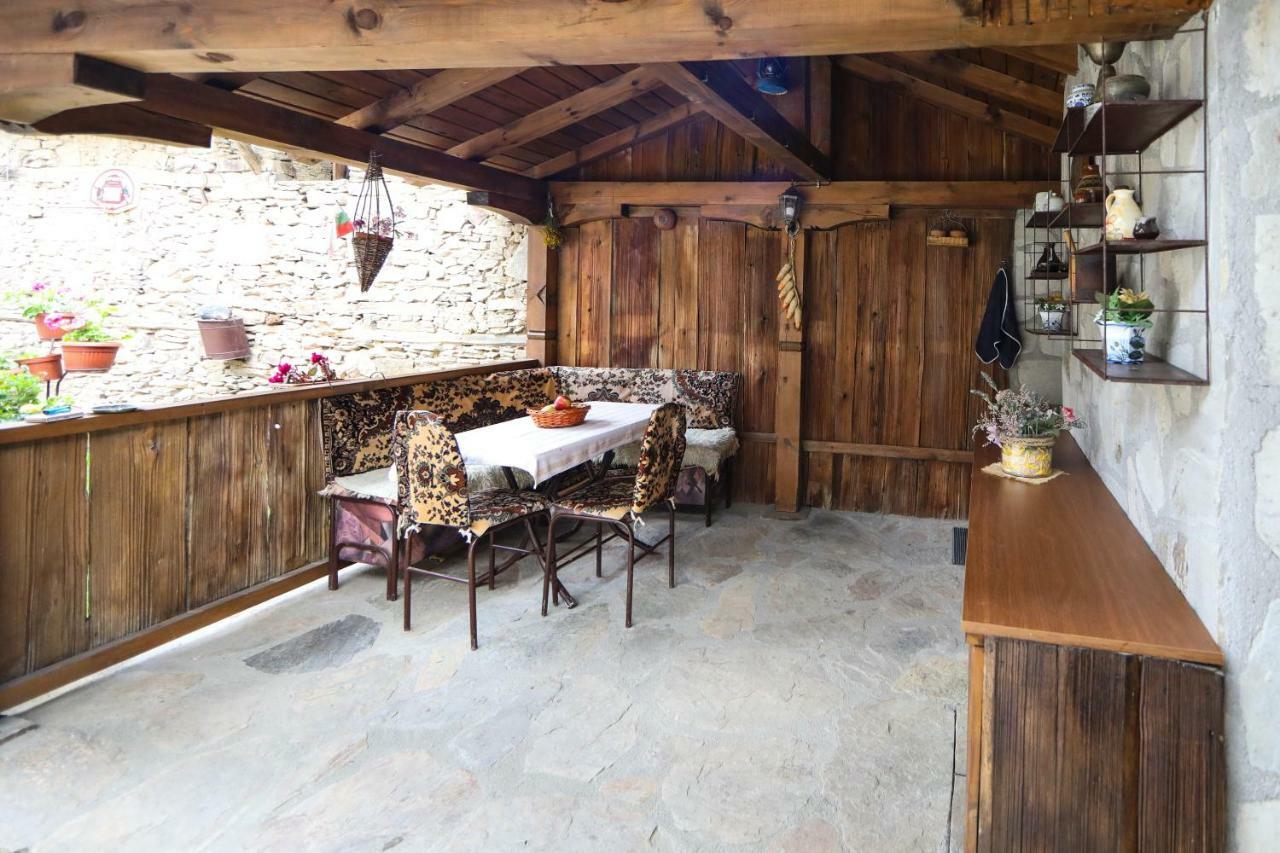 Hotel Тодорината Къща Leshten Zewnętrze zdjęcie