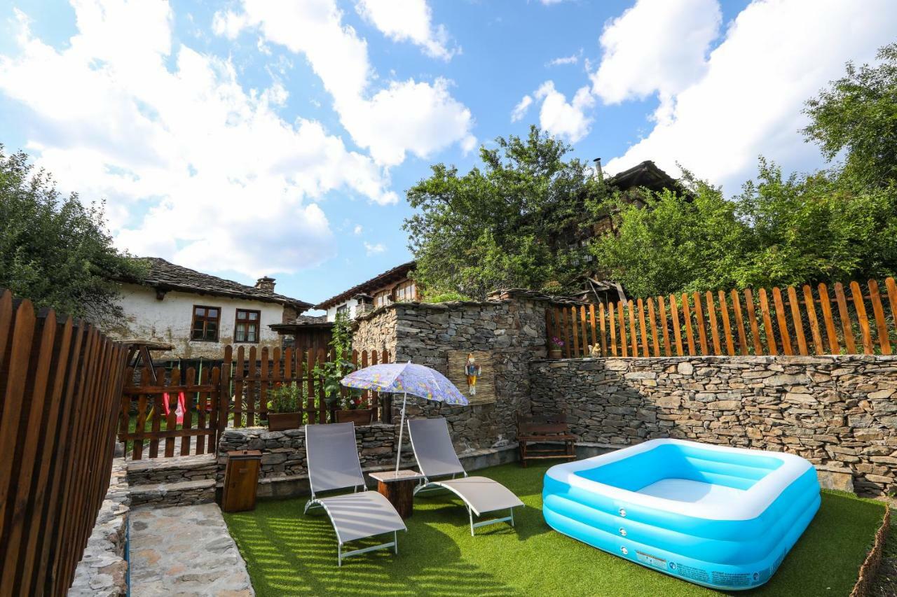 Hotel Тодорината Къща Leshten Zewnętrze zdjęcie