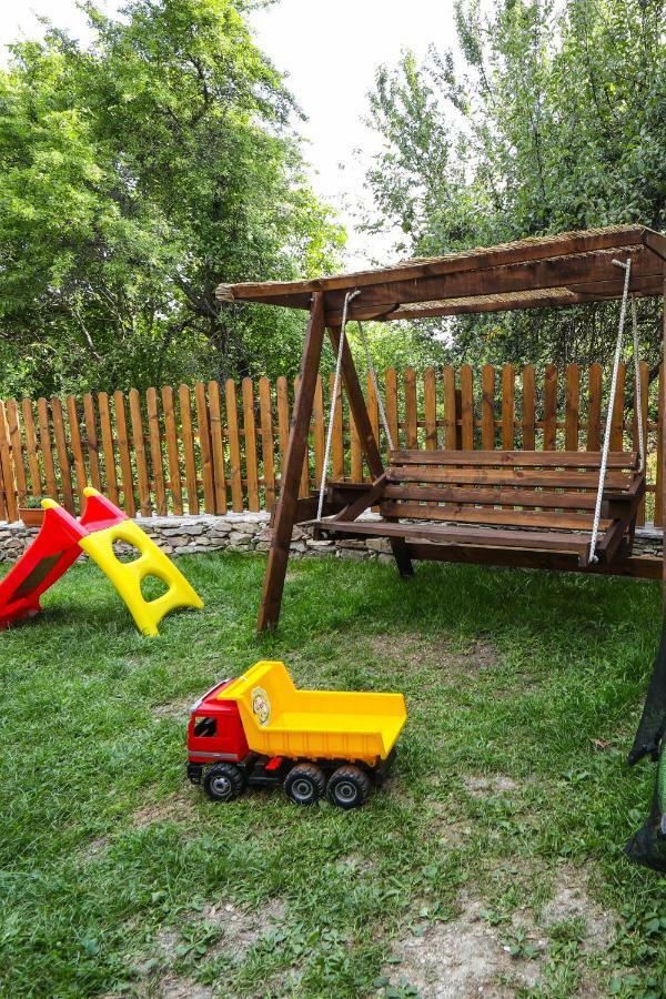 Hotel Тодорината Къща Leshten Zewnętrze zdjęcie