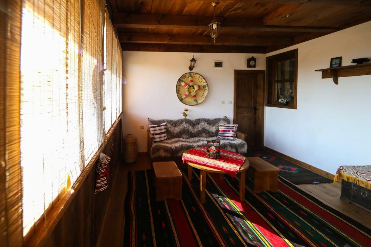 Hotel Тодорината Къща Leshten Zewnętrze zdjęcie