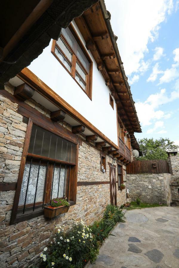 Hotel Тодорината Къща Leshten Zewnętrze zdjęcie